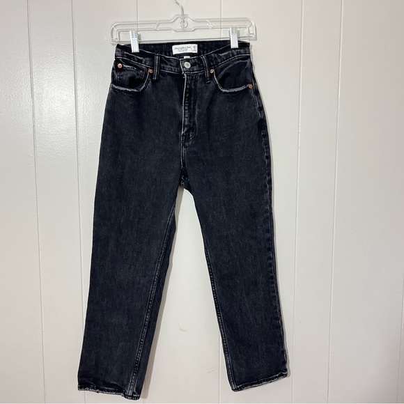 Abercrombie and Fitch The Ankle Straight Ultra High Rise Jeans Womens Size 26/2 - Picture 1 of 4